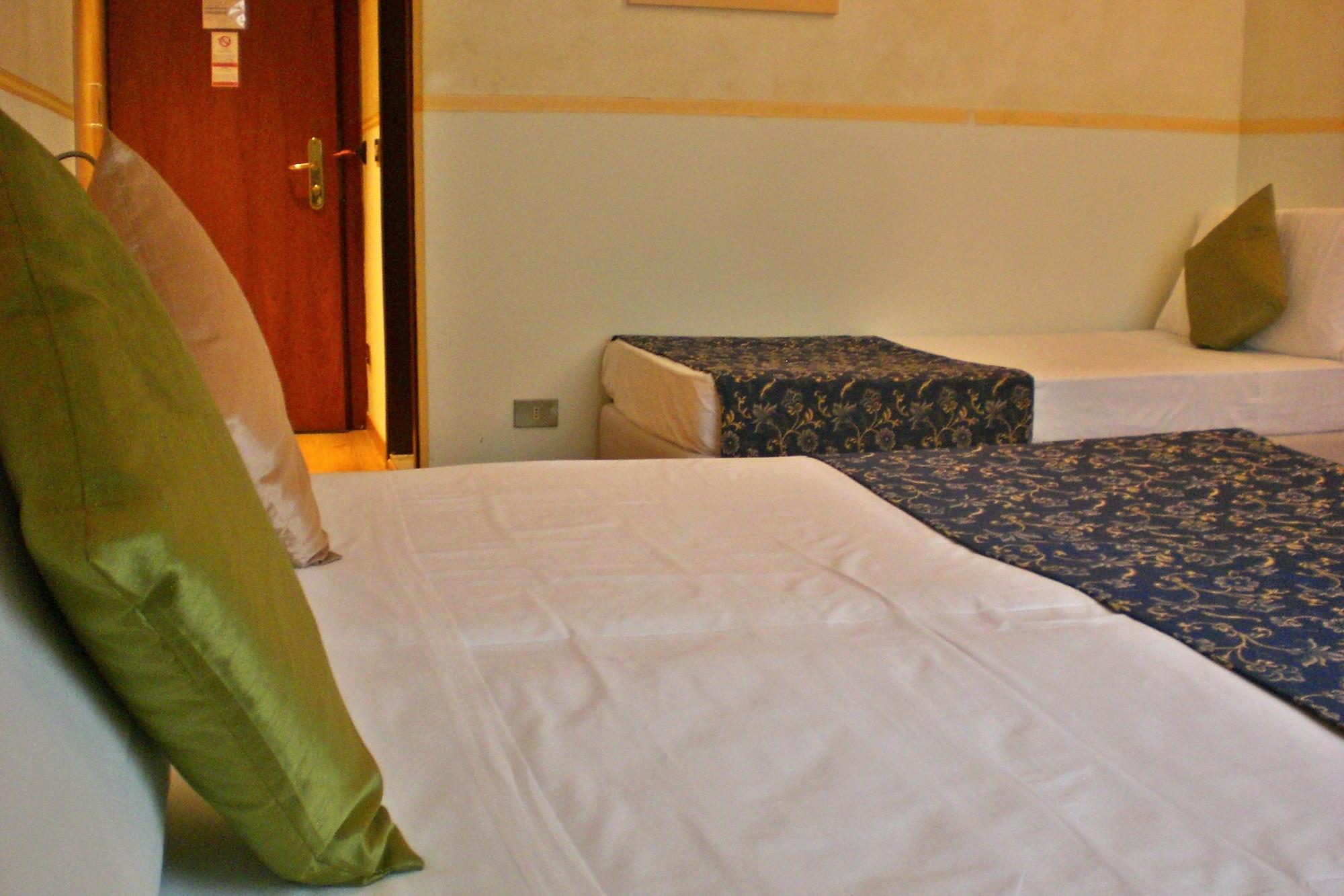 Hotel Floris Мольяно-Венето Экстерьер фото