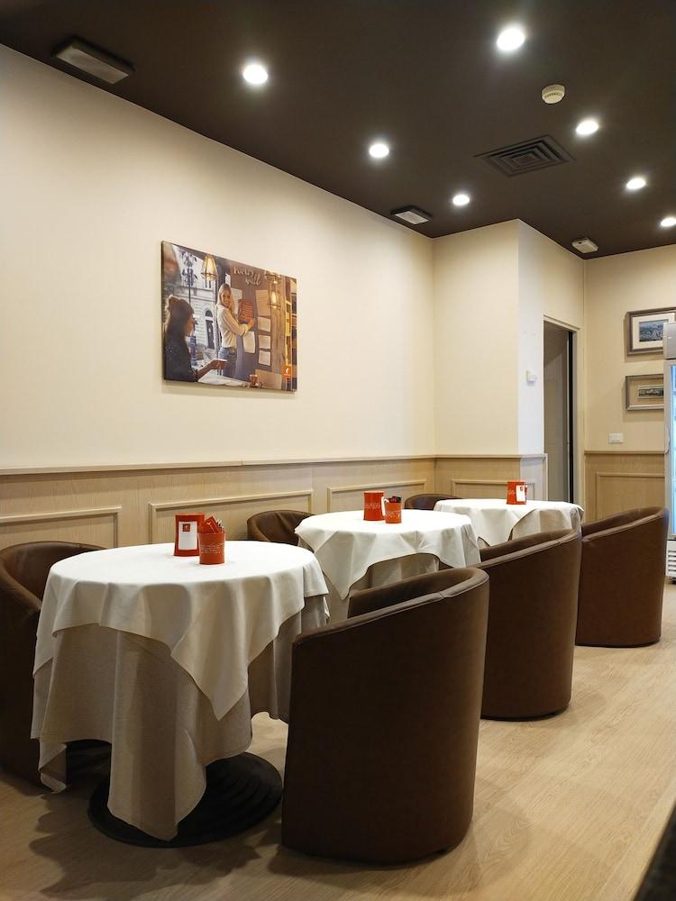 Hotel Floris Мольяно-Венето Экстерьер фото